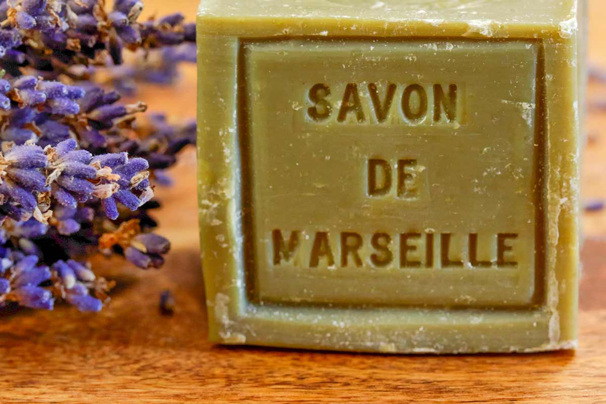 cosa pulire con il sapone di Marsiglia