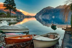 Lago di Como in autunno-inverno: ville silenziose, nebbie poetiche e crociere lente