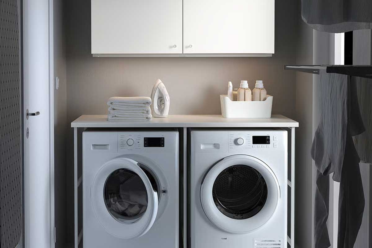 ENHET di IKEA Combinazione di mobili, bianco, 139x63.5x90.5 cm