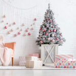 5 stili d’arredo per un soggiorno natalizio da sogno