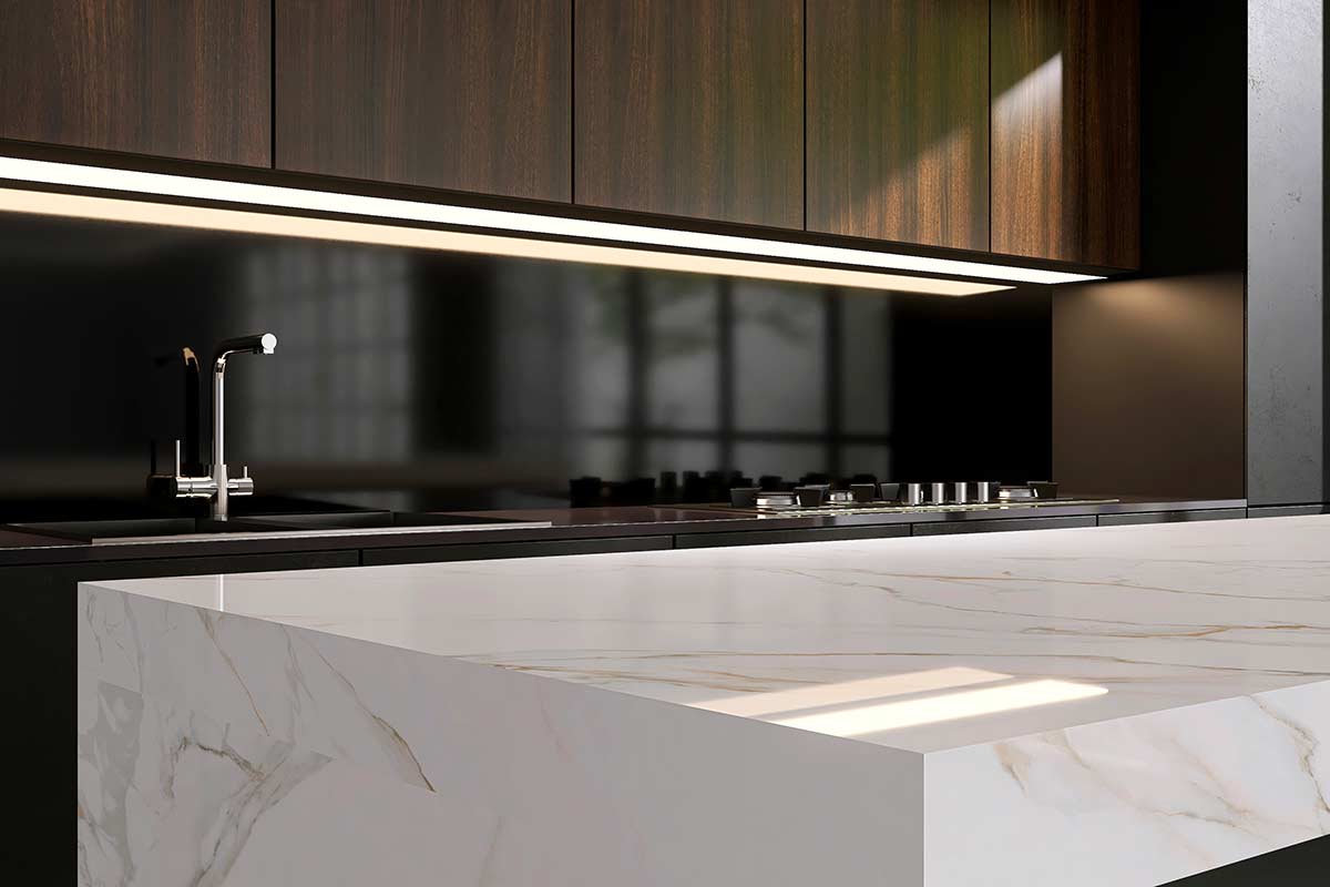 Bianco e nero in cucina: quando funziona (e quando no)