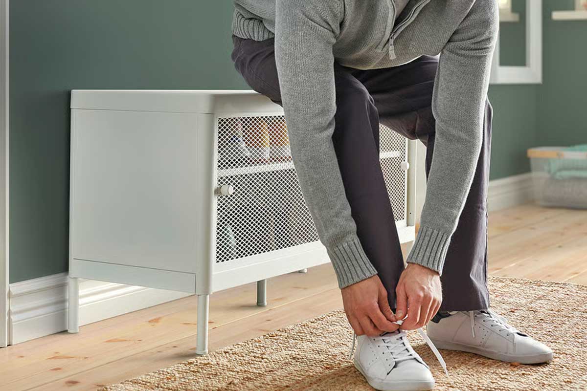 Panca IKEA MACKAPÄR con ante scorrevoli