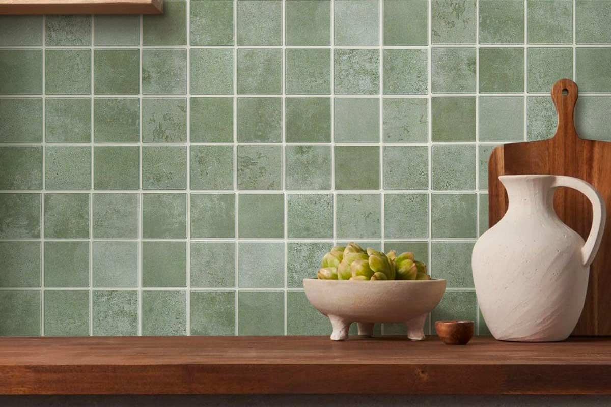 Piastrelle adesive verdi effetto mosaico