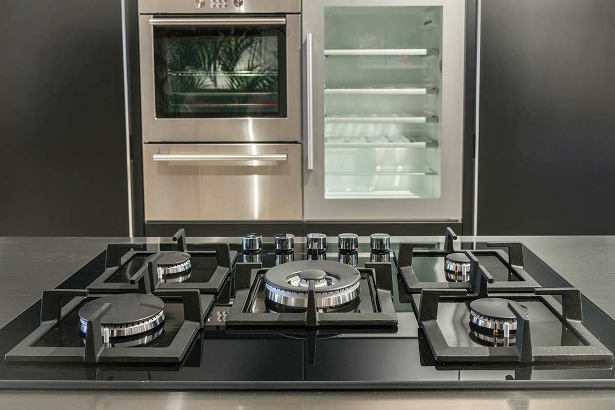 Acciaio luminoso più a lungo: le buone abitudini che contano davvero