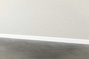 Battiscopa sporchi o ingialliti: come farli tornare puliti senza rovinare il muro