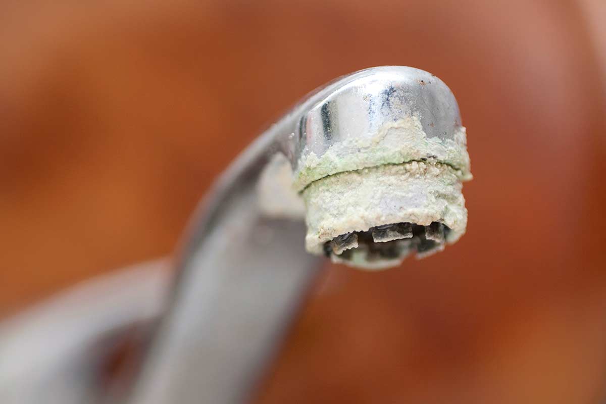 Calcare ostinato sui rubinetti