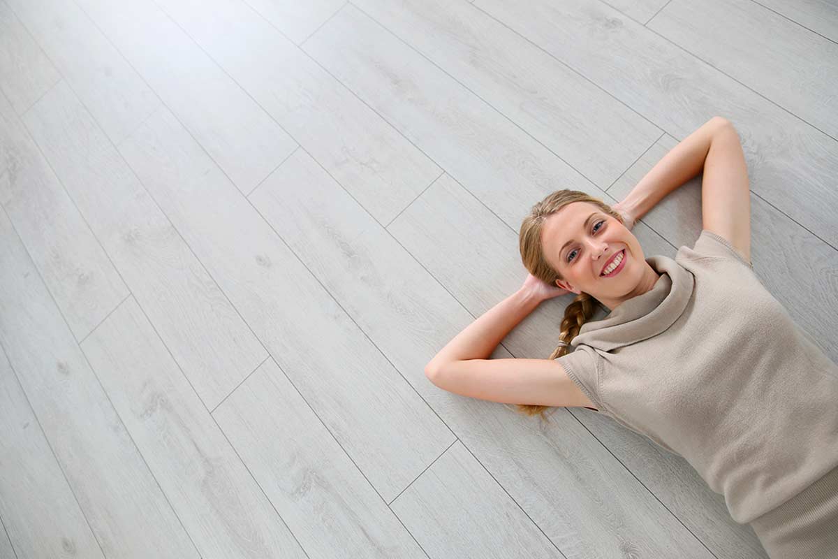 Come non far annerire le fughe del pavimento: errori comuni da evitare