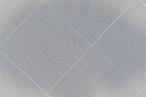 Fughe del pavimento opache dopo i lavaggi