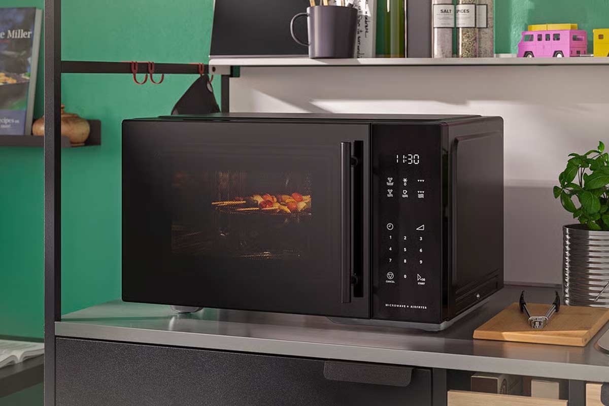 microonde GÅTEBO di IKEA