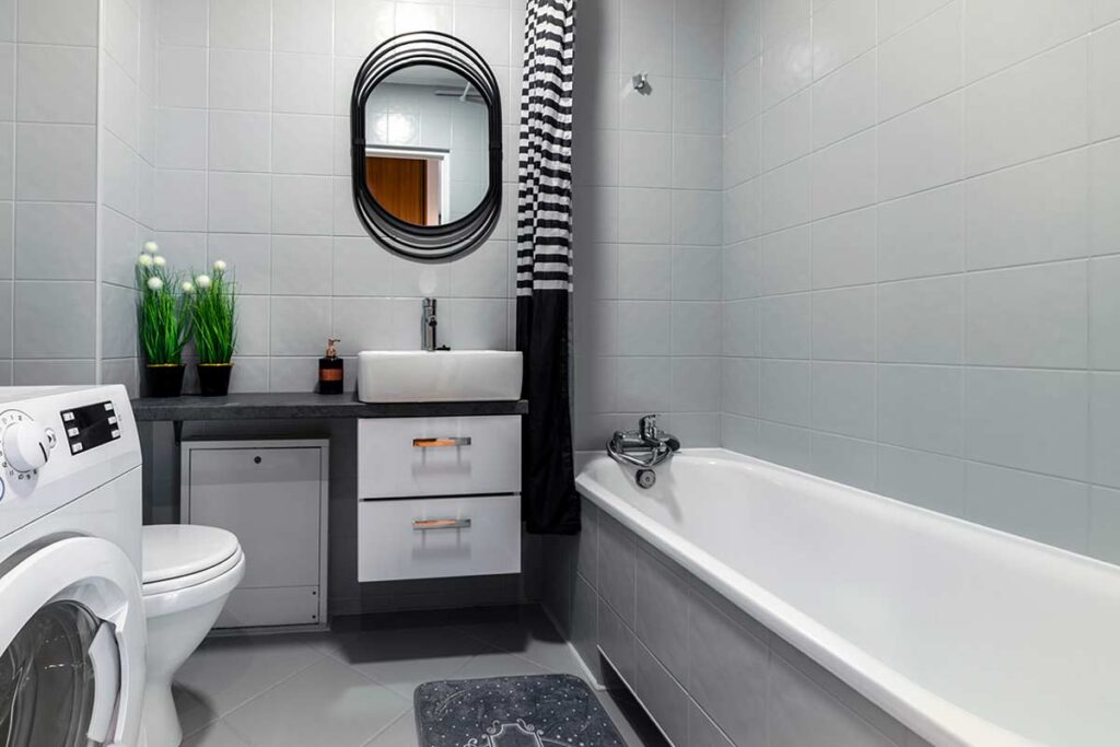 L’errore che tutti commettono nel bagno cieco e che rovina i mobili (non è l’umidità)