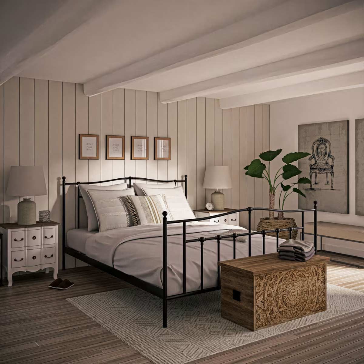 Cassapanca indiana Maisons du Monde in legno di mango intagliato, modello etnico chic, ai piedi del letto in una camera moderna. 