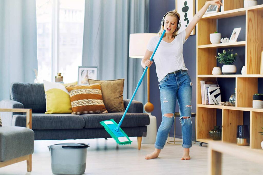 Il decluttering invisibile: pulire per alleggerire anche il cervello