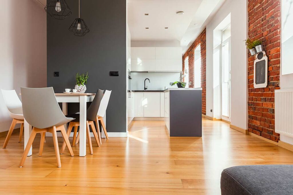 Colore e profondità: la tecnica del “Color Blocking” per dividere gli spazi con la pittura