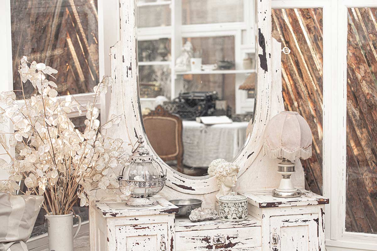 Specchi shabby chic