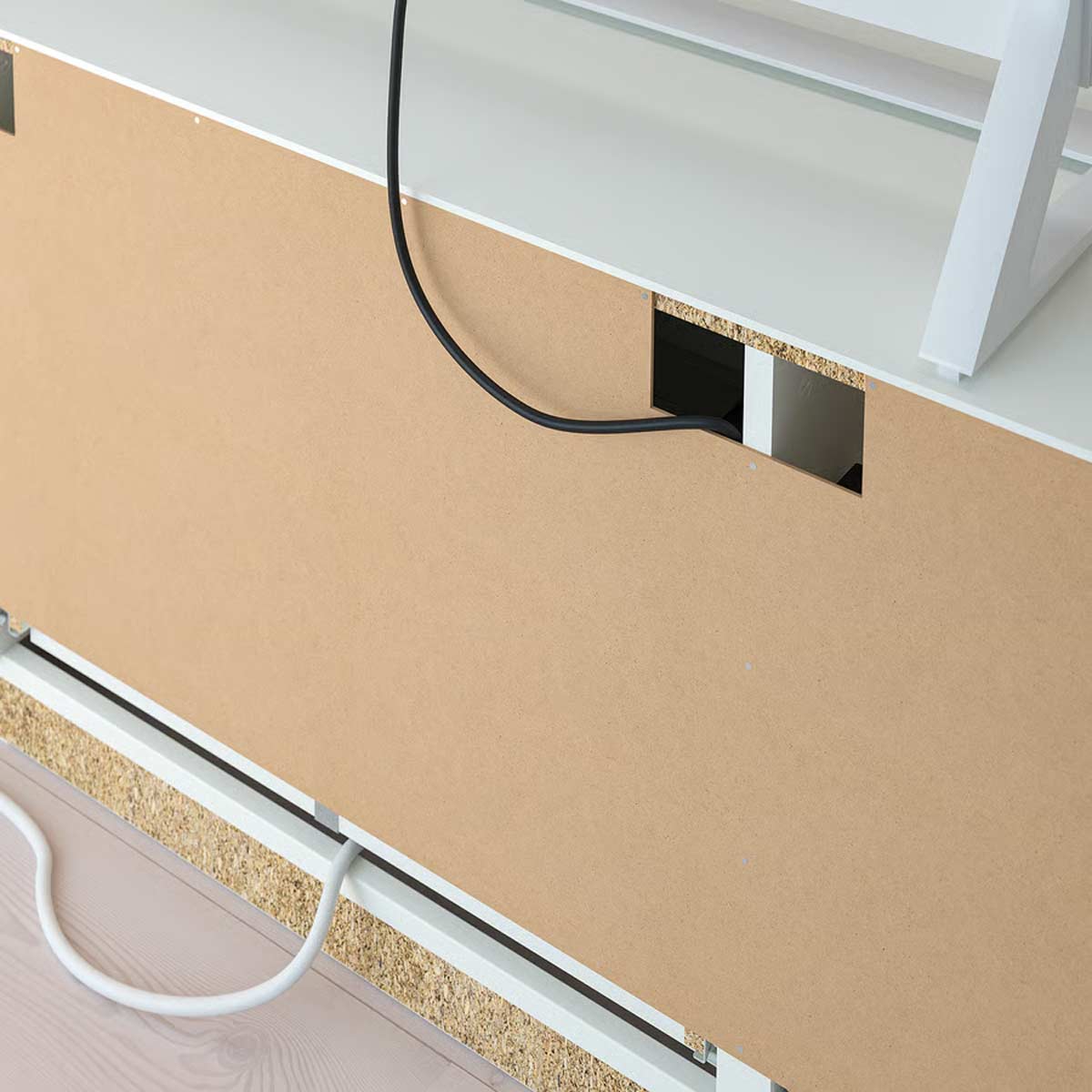 Gestione dei cavi con il sistema IKEA BRIMNES