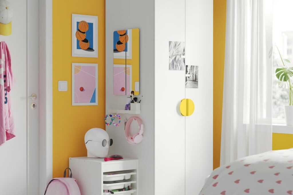 IKEA, LASTARE a 57€: la struttura profonda 42 cm che porta il guardaroba in verticale